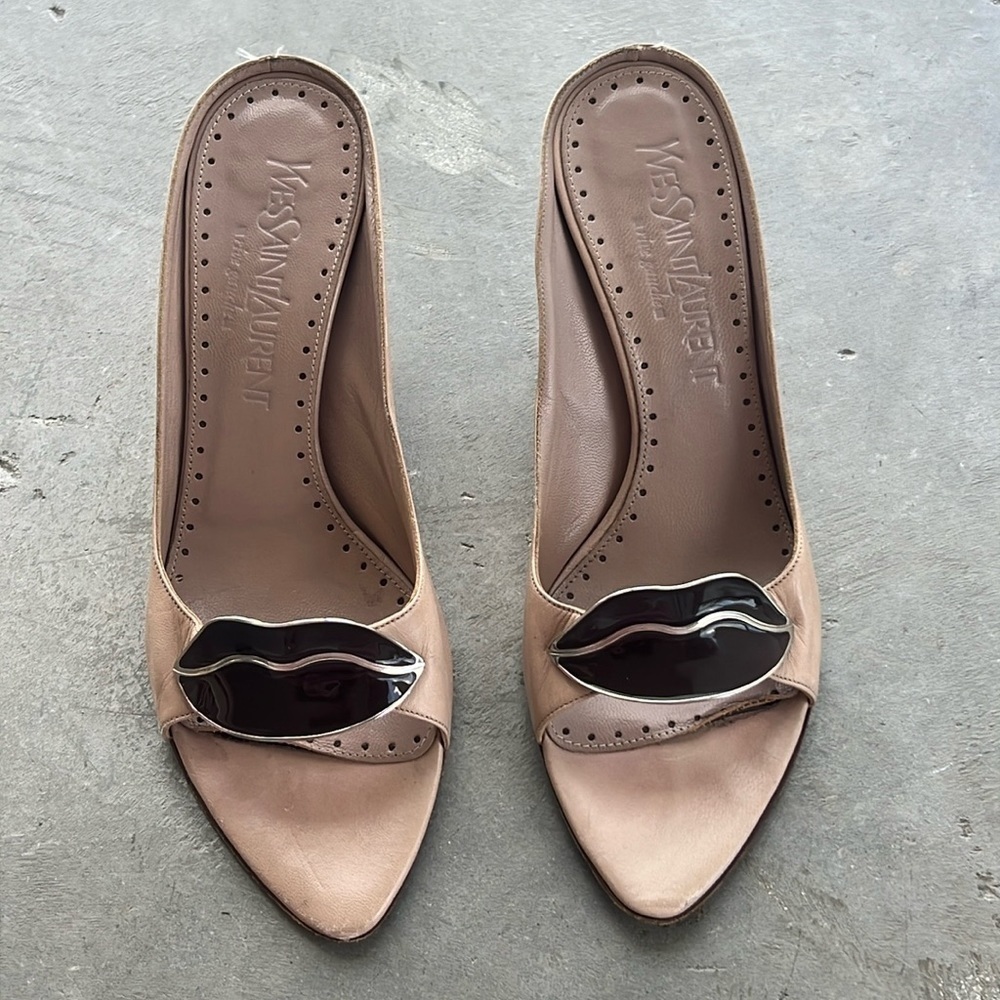 Rare Tom Ford for Saint Laurent Beige and Brown Dali Lips Mules Heels Size 37